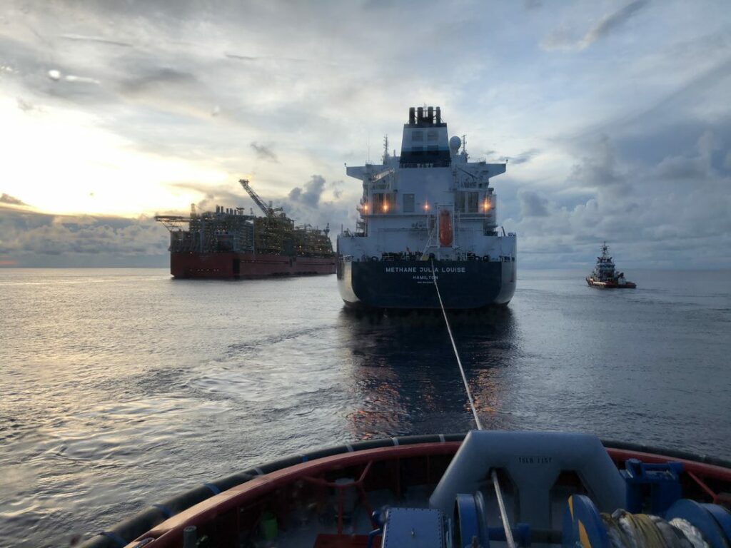 TUG MASTER TRAINING SHELL PRELUDE FLNG